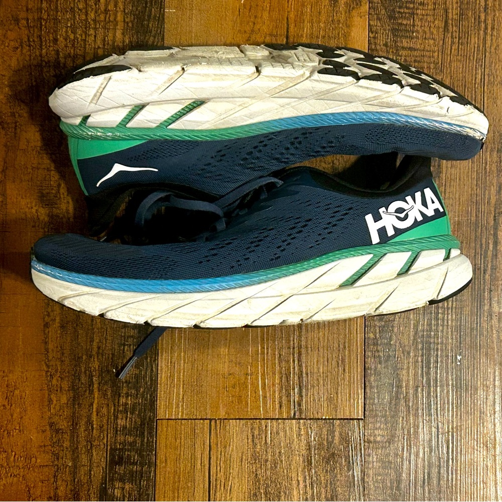 Men’s size 10 Hoka running